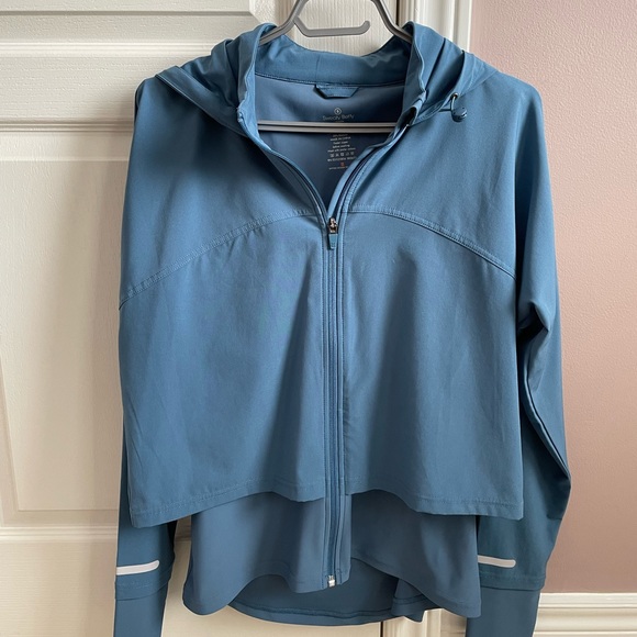Sweaty Betty Running Jacket Blue - Picture 2 of 10